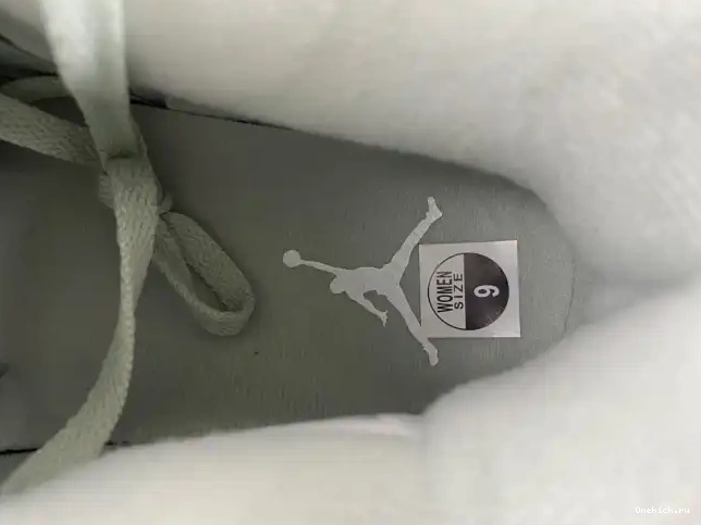One Kick 4 (W) HV0823-003 Jordan Air Seafoam 0616